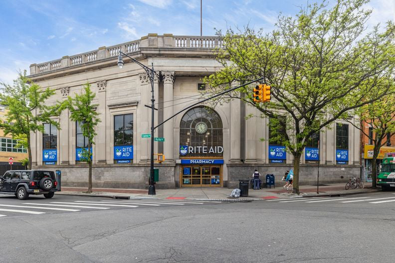 Whole Foods Ridgewood housing market and neighborhood demand